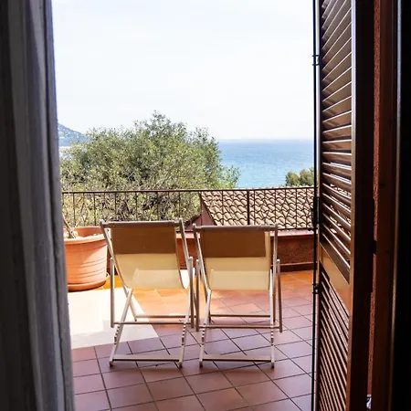 Residenza Madea - Vista Mare, Piscina, Privata E Parcheggio Appartement Marina dʼAndora