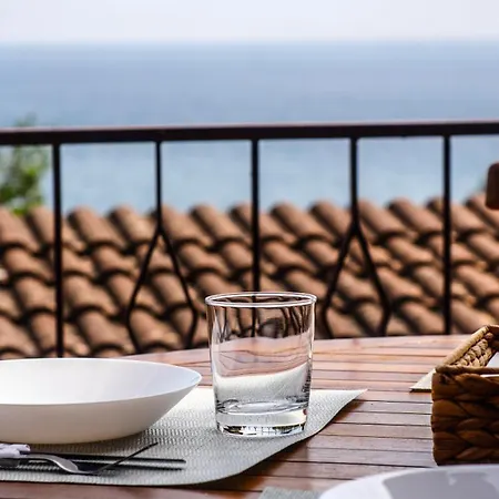 Residenza Madea - Vista Mare, Piscina, Privata E Parcheggio Appartement *